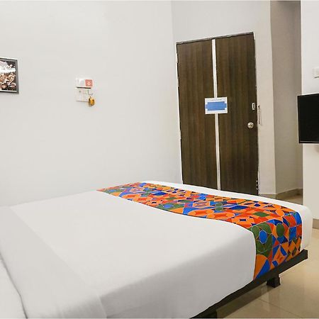 Fabhotel Aura Homes - Nr Khandoba Mandir Pimpri-Chinchwad Εξωτερικό φωτογραφία
