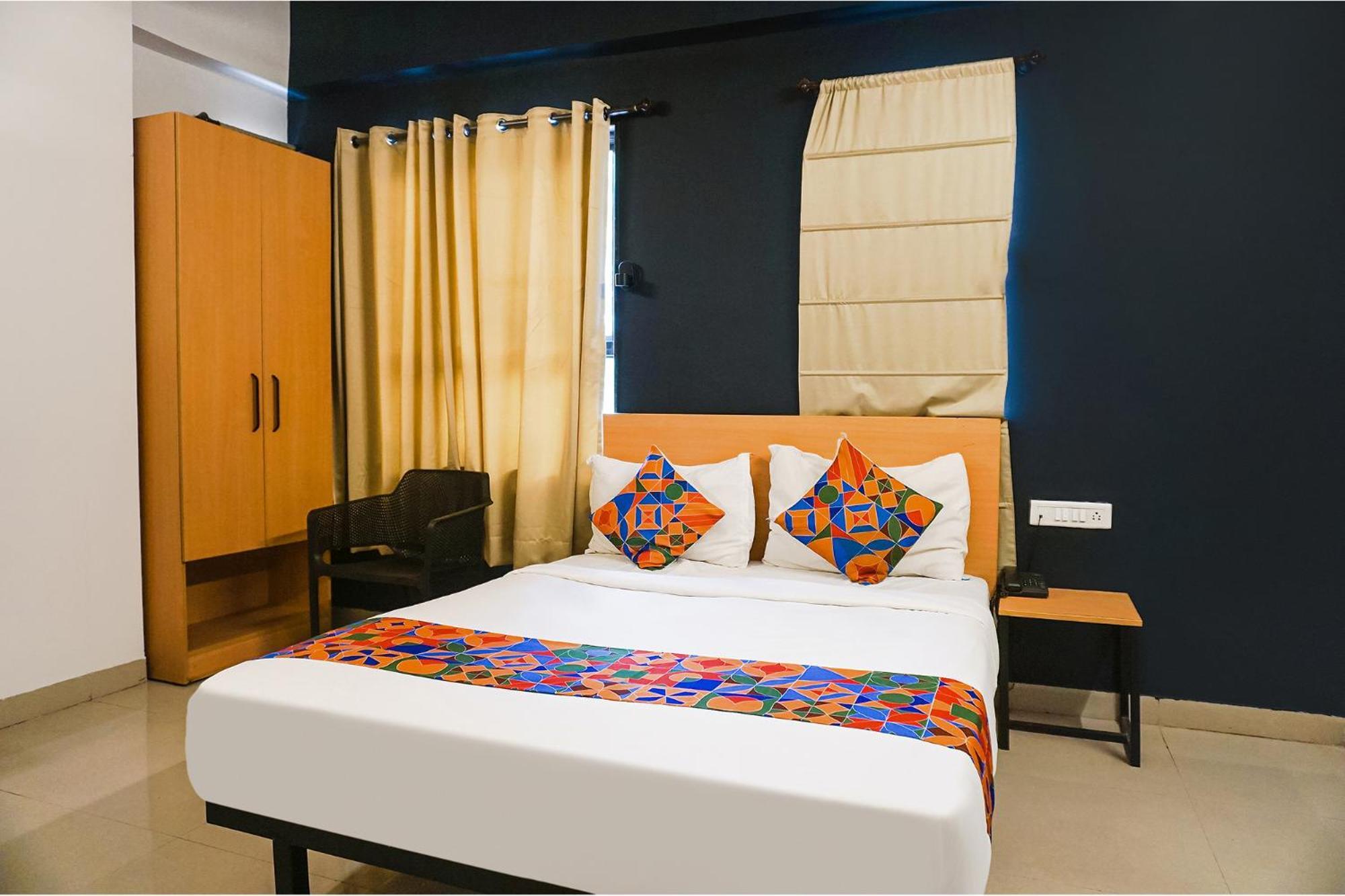 Fabhotel Aura Homes - Nr Khandoba Mandir Pimpri-Chinchwad Εξωτερικό φωτογραφία