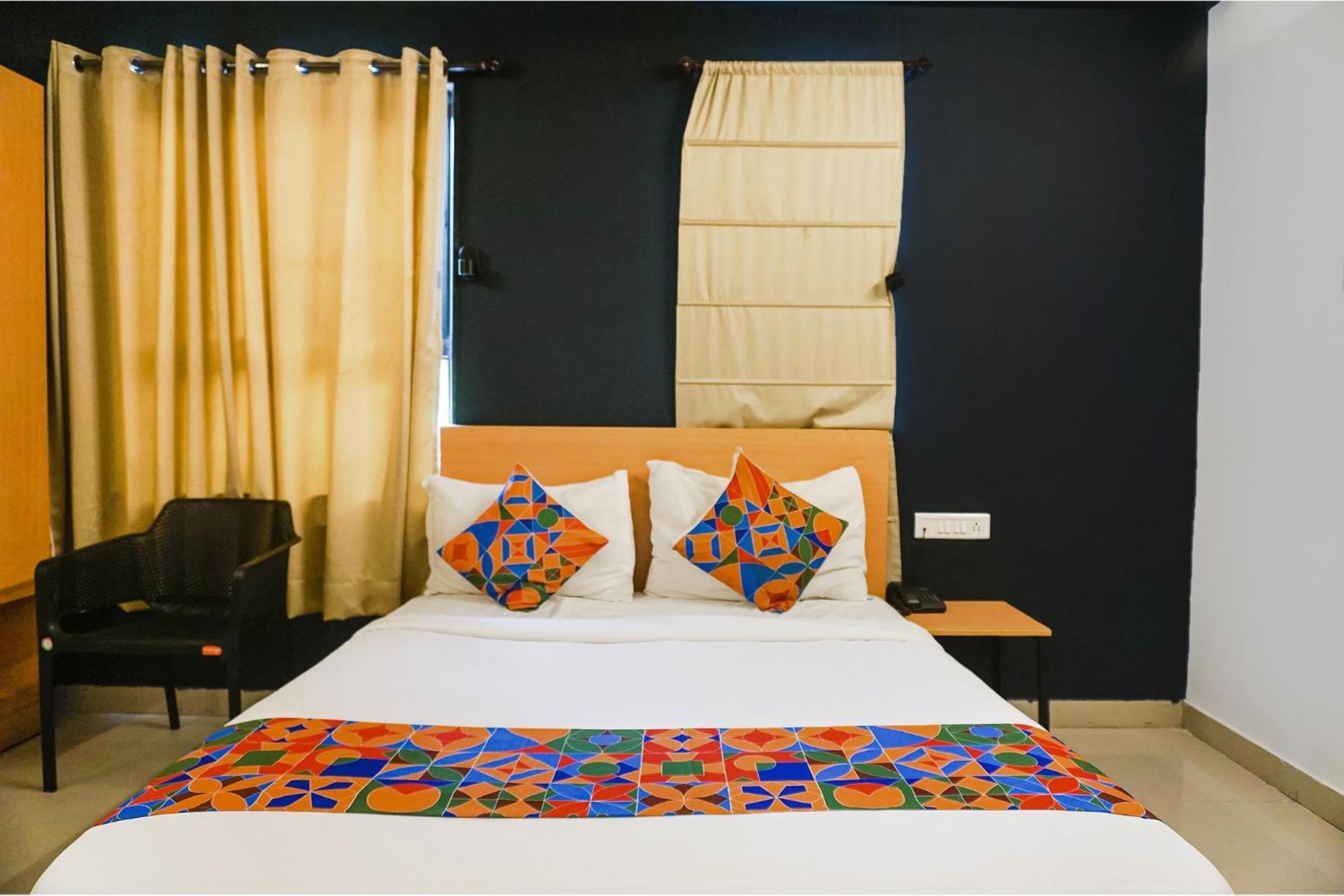 Fabhotel Aura Homes - Nr Khandoba Mandir Pimpri-Chinchwad Εξωτερικό φωτογραφία