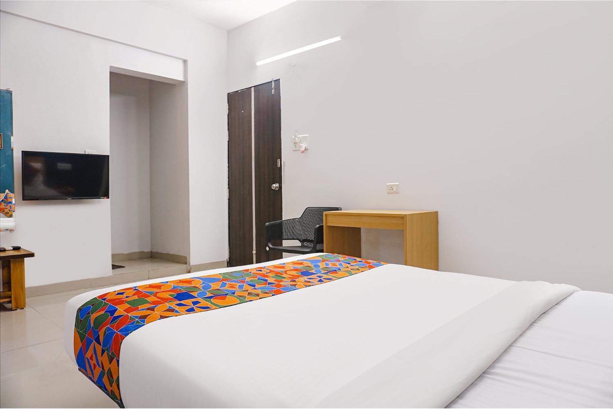 Fabhotel Aura Homes - Nr Khandoba Mandir Pimpri-Chinchwad Εξωτερικό φωτογραφία